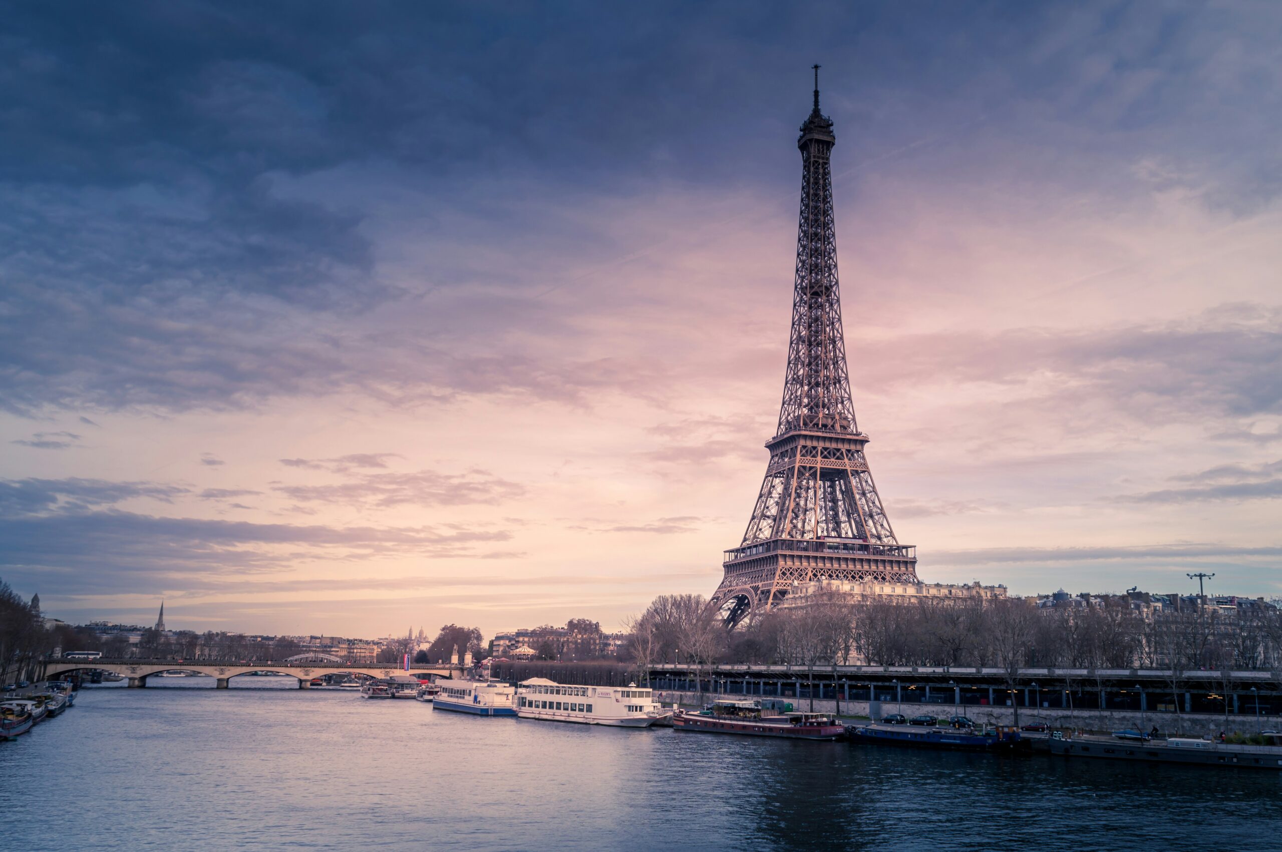 Paris Holiday Packages from the USA – Flights Starting From *$750 pp